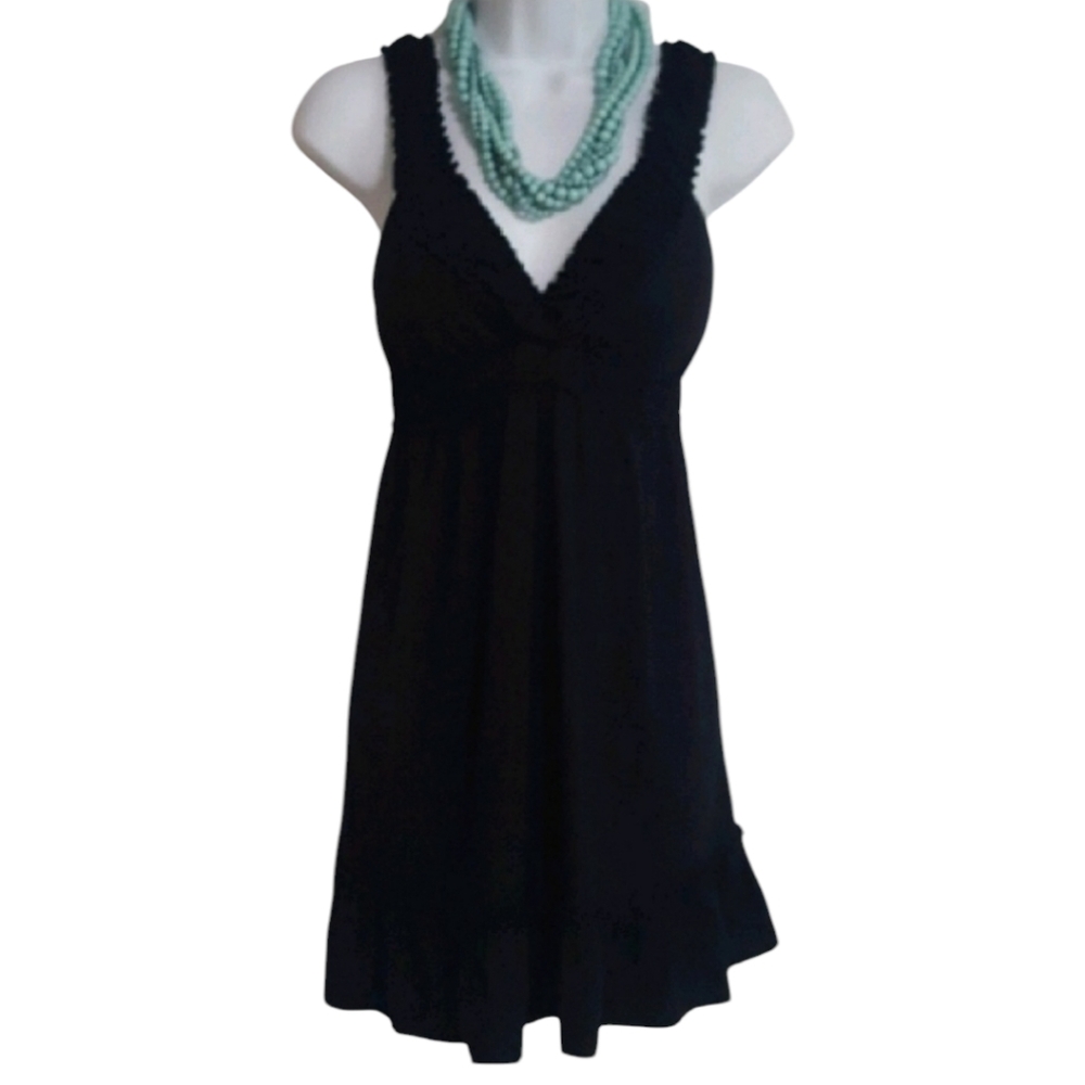 Belle Du Jour Womens Small Deep V Ruffle Bottom Black Cinched Sleeveless Dress
